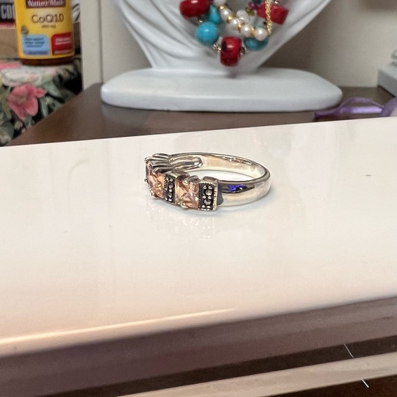 925 Sterling Silver stamp. Amber. Marcasite. Ring. Size 6-7 - Picture 4 of 4